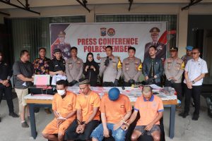Polisi Ungkap Jaringan Curanmor di Jember, 4 Pelaku – Penadah – 15 unit Motor Diamankan