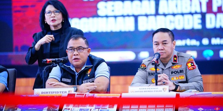 Sita 16.400 Liter Solar Ilegal, Bareskrim Polri Ungkap Kasus Penyalahgunaan BBM Bersubsidi di Jawa Timur dan Jawa Barat