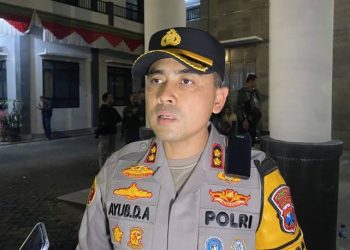 Menjaga Harmoni Ronthek Gugah Sahur di Pacitan. Kapolres Ayub: Peran Polisi Merawat Tradisi, Menenangkan Ramadhan